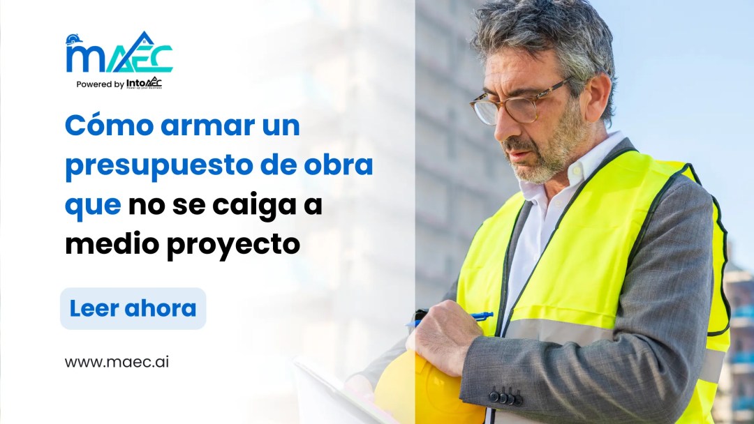 Un profesional de la construcción con chaleco reflectante amarillo y gafas tomando notas sobre un casco amarillo, junto al texto "Cómo armar un presupuesto de obra que no se caiga a medio proyecto".